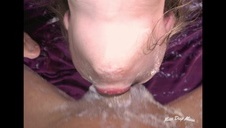 fajne laseczki stykają się dupeczkami