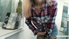 z seksowną i młodą laseczką w hotelu