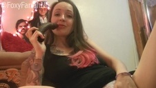 studentka pieści się przed kamerką