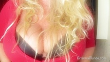 facet masuje chudą i słodziutką panienkę