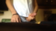 ostre laski zabawiają się przy świecach