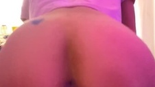 wsadził brunecie głęboko w dupala