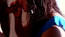 jej piękne sutki stoją dęba