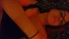 cycata księżniczka ssie dużego koguta