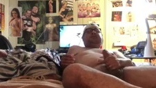 laski całują się bosko na narożniku w salonie