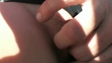 zgrabne lesbijki pieszczą się na schodach