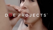 masuje jej znakomitą ciasną cipkę