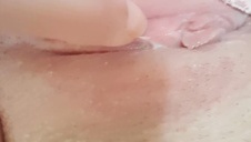 facet posuwa ostrą brunetkę na pieska