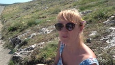 blondi bierze czarne pały do buzi