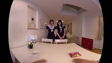 baraszkują w miłosnym gniazdku