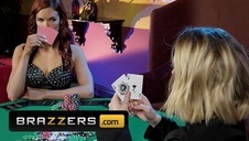 seks z gorącą córcią przy śpiącej mamuśce