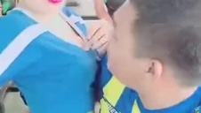 penetracja szparki młodej blondyneczki