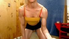 ogromny biust modelki