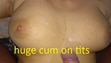 fajna lala w pończochach gnie się w aucie