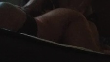 zaspokoili napaloną brunetkę