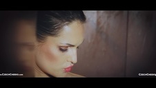 dwie piękności robią sobie minetkę