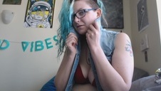 brunetka w kucykach dostaje w dupcię