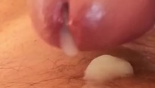 przyszła z gryzoniem