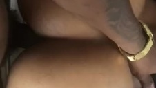 azjatka dochodzi podczas zabawy