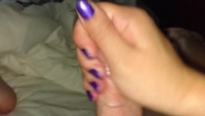 gorąca modelka z tatuażem na udzie