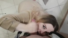 czekoladka z wielkimi cyckami na plaży