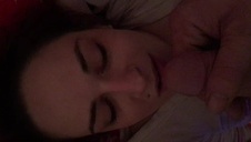 facet ze sztywną pałą dobrze ją zapina