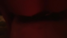 analna sucza wypina swą dupę na schodach