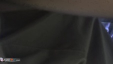 młody chłopak wyruchał małolatę na kanapie