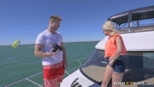 hd gorąca laska tapla się w spermie