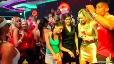 szybka palcówka słodkiej amatorki