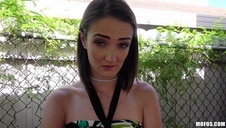 adriana chechik to nieźle zboczna sunia