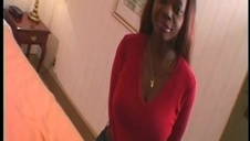 brunetka lubi wibracje