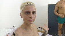 dwie mulatki na niego poleciału