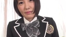 czworokącik na wielkim łóżku