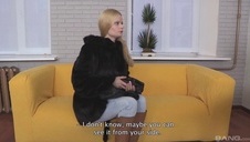 publiczny seksik z niesamowitą blondyneczką