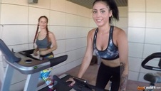 laski z brazzers lubią seksik w trójkącie