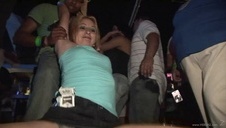 silikonowa lisica ciągnie czarnego kutasa