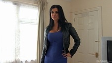 czekoladowa dupeczka wypina się na pieska