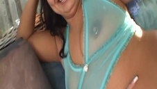 sex z mechanikiem brunetki z dużymi cycami