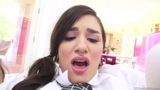 młodziutka i słodka julia