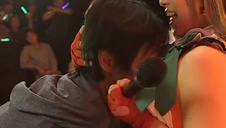 nicole aniston jest napalona na szeryfa