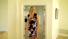 zapoznaj się z jej techniką masturbacji