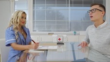 trzy laseczki ciągną koledze na czacie