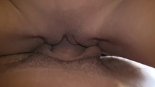 facet zabawia się z doświadczoną parką