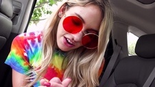 blada ma różową cipkę i analną dziurkę