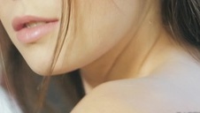 naturalna laseczka na korcie tenisowym