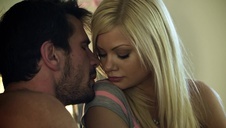 gorąca kendra lust lubi seks w biurze