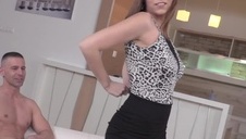 puszysta parka zabawia się ostro