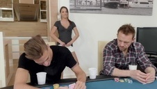 super blondynka zarzuca dupeczką na fiucie