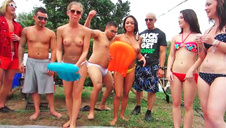 ruchanie cycatych brunetek